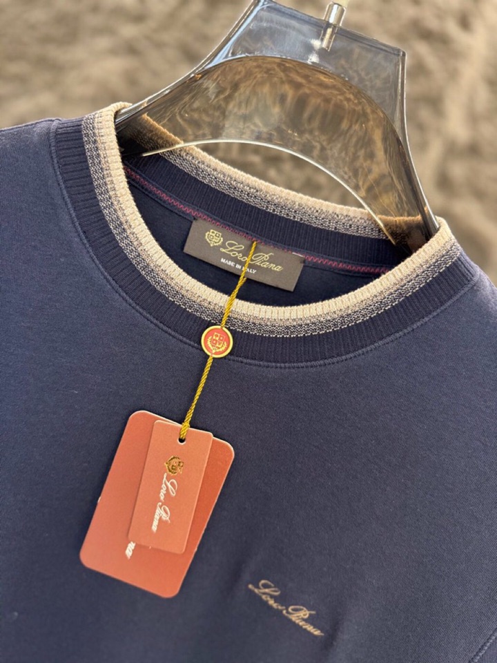 Loro Piana 诺悠翩雅 2025ss 秋冬新品男士羊绒长袖T恤针织圆领衫，高奢内敛低调，轻松驾驭