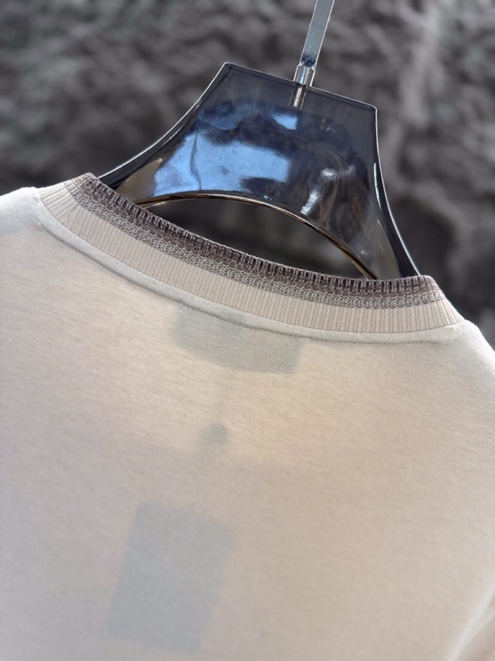 Loro Piana 诺悠翩雅 2025ss 秋冬新品男士羊绒长袖T恤针织圆领衫，高奢内敛低调，轻松驾驭