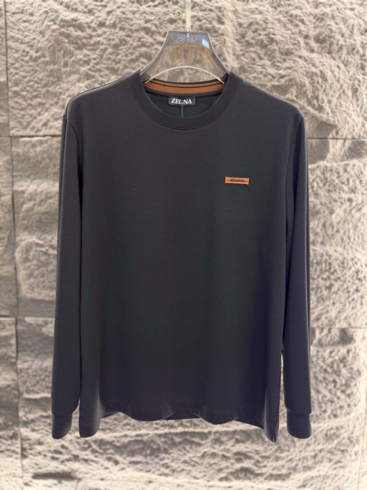 ZEGNA 杰尼亚2025ss 秋冬新品男士羊毛长袖T恤针织圆领衫，高奢内敛低调，轻松驾驭不挑人 裁剪精
