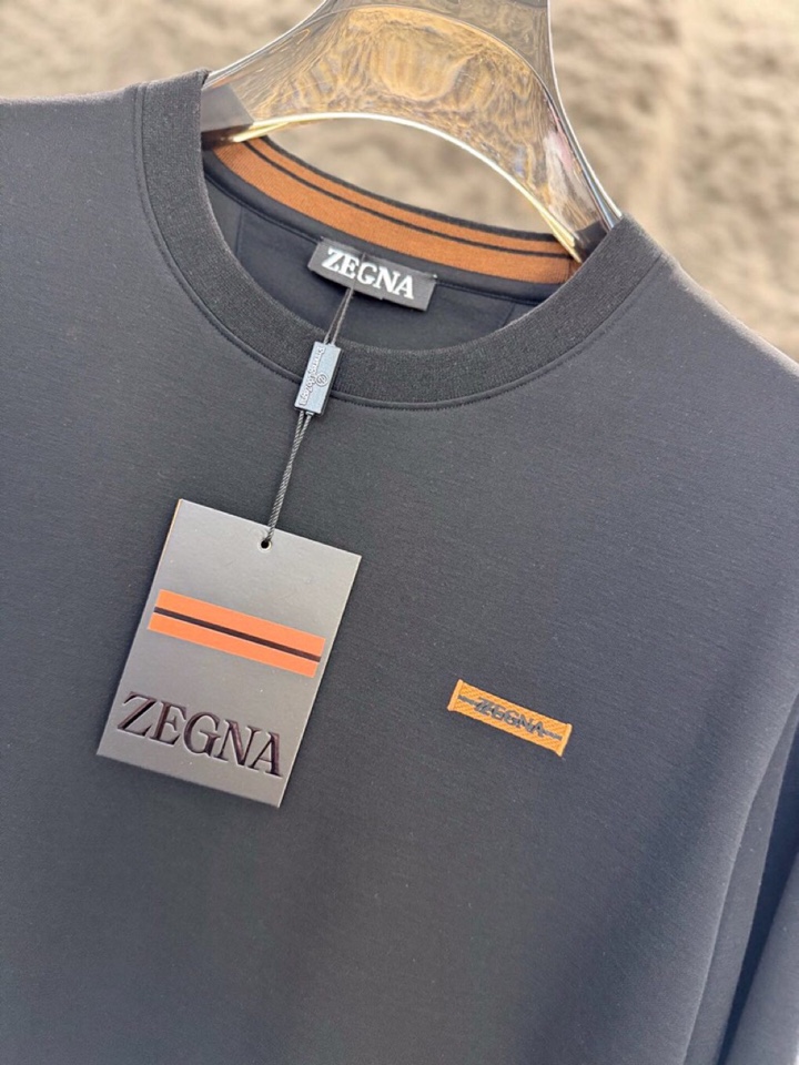 ZEGNA 杰尼亚2025ss 秋冬新品男士羊毛长袖T恤针织圆领衫，高奢内敛低调，轻松驾驭不挑人 裁剪精