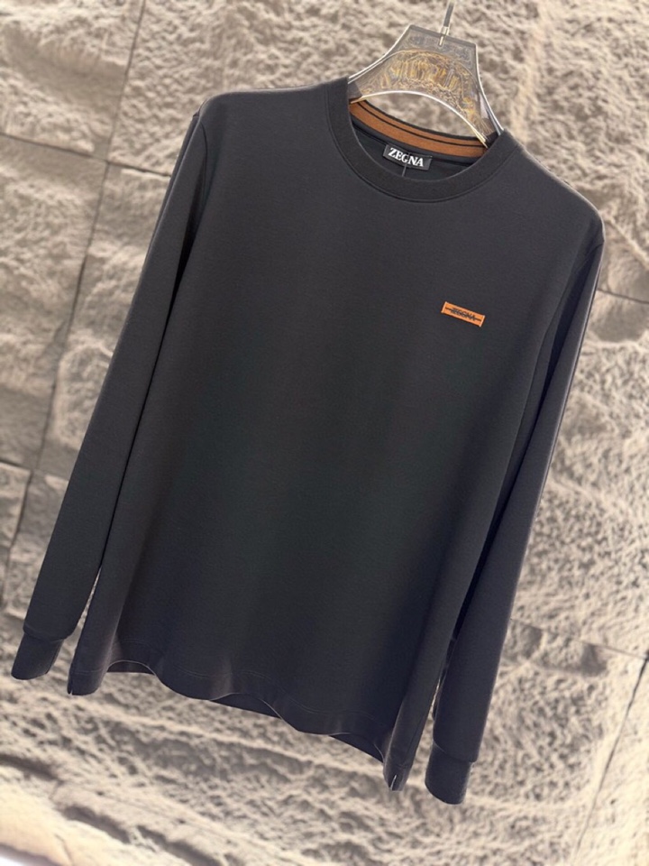 ZEGNA 杰尼亚2025ss 秋冬新品男士羊毛长袖T恤针织圆领衫，高奢内敛低调，轻松驾驭不挑人 裁剪精