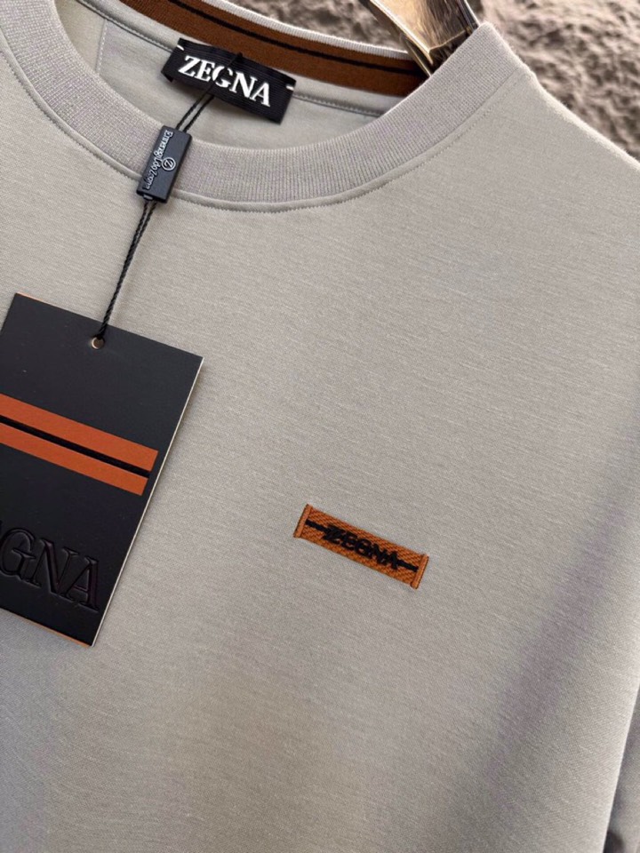 ZEGNA 杰尼亚2025ss 秋冬新品男士羊毛长袖T恤针织圆领衫，高奢内敛低调，轻松驾驭不挑人 裁剪精
