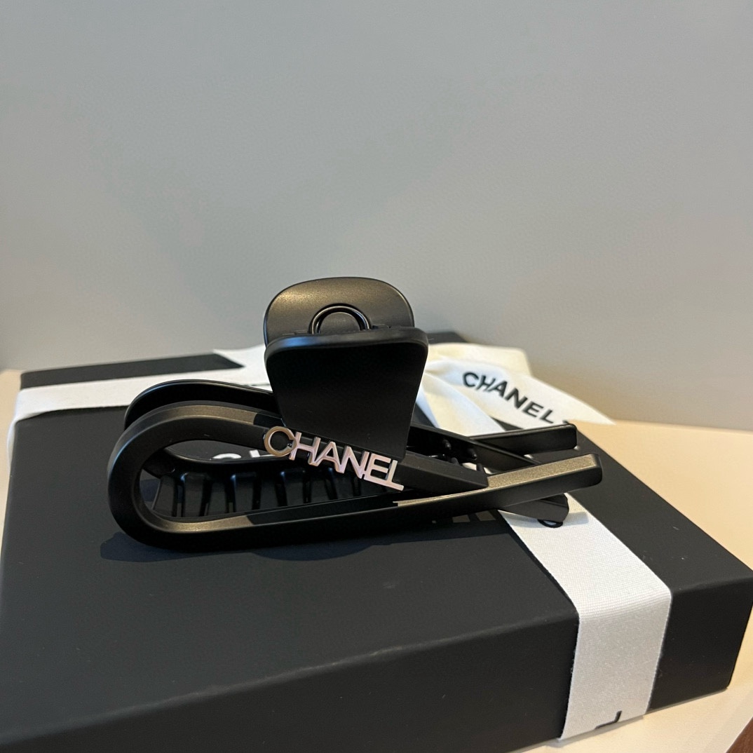 pChanel香奈儿发夹