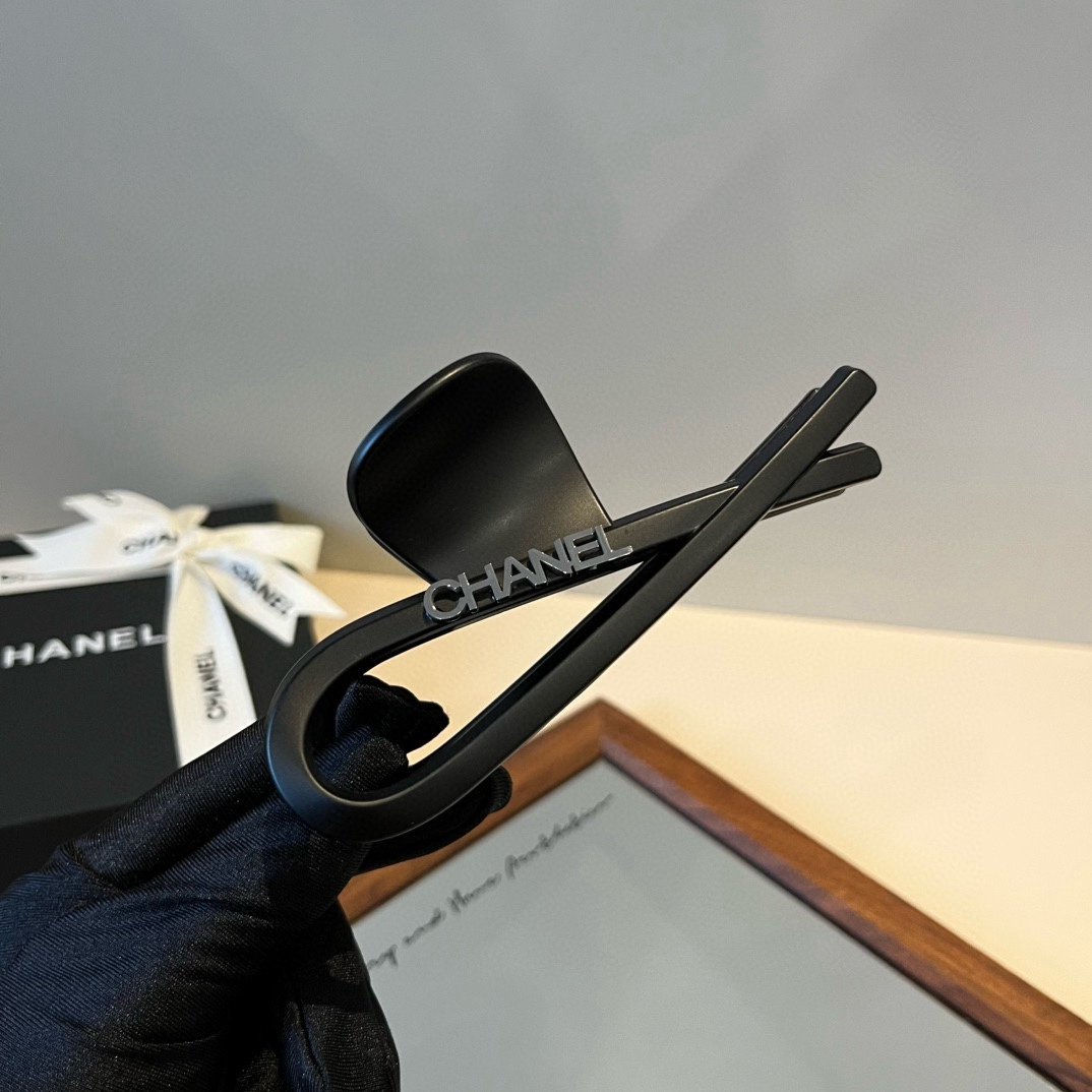 pChanel香奈儿发夹