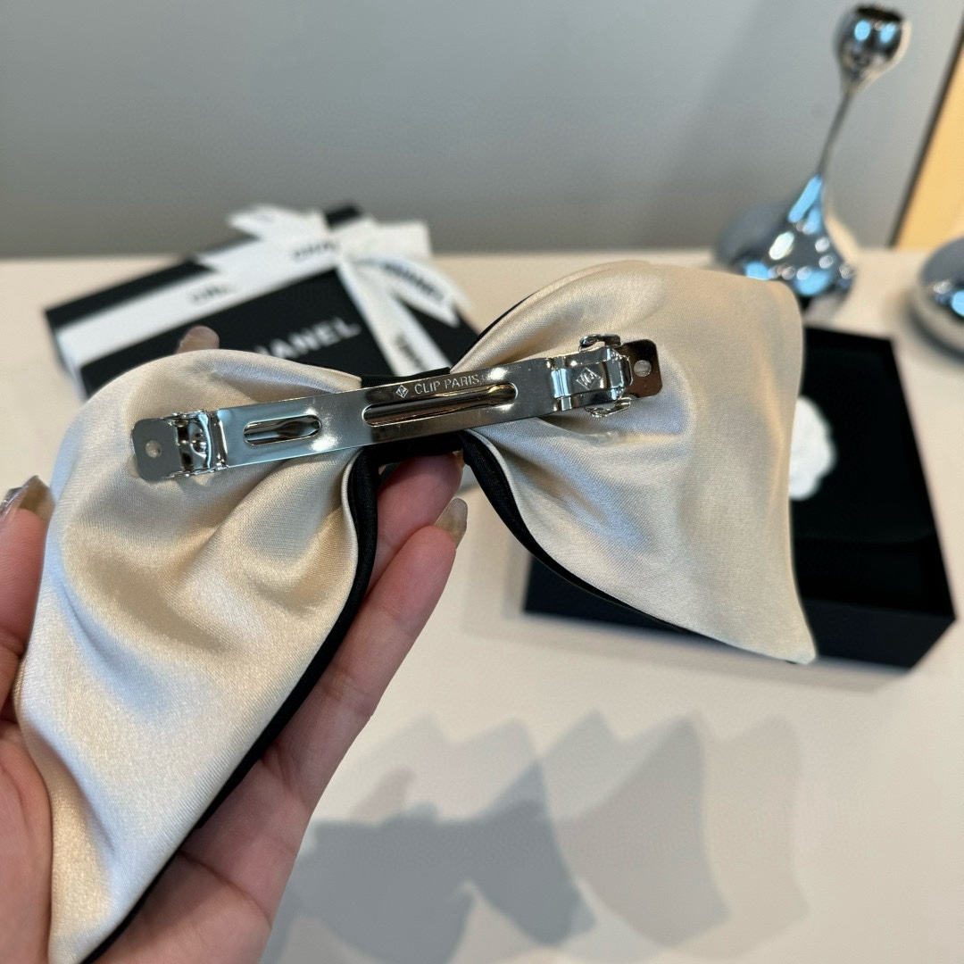 pChanel香奈儿发夹