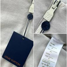 ,LouisVuitton 路易威登,2025秋季最新款,专柜同步有售,原单狠货,时尚休闲两面穿连帽外套 ,LouisVuitton 路易威登,2025秋季最新款,专柜同步有售,原单狠货,时尚休闲两面穿连帽外套