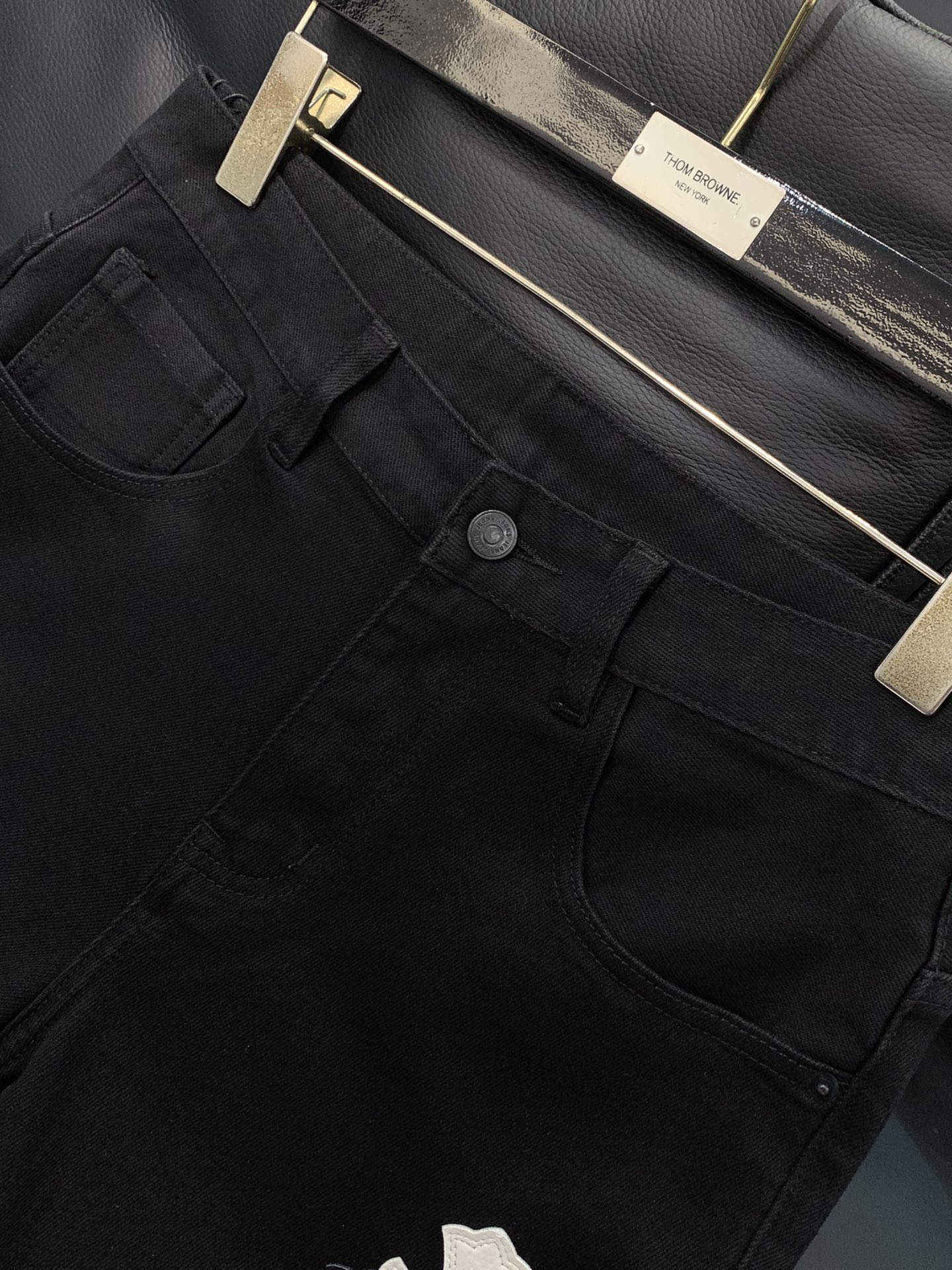 ，Chrome Hearts 克罗心，2025秋季新品，专柜同步有售，原单狠货，时尚休闲水洗牛仔裤，采用