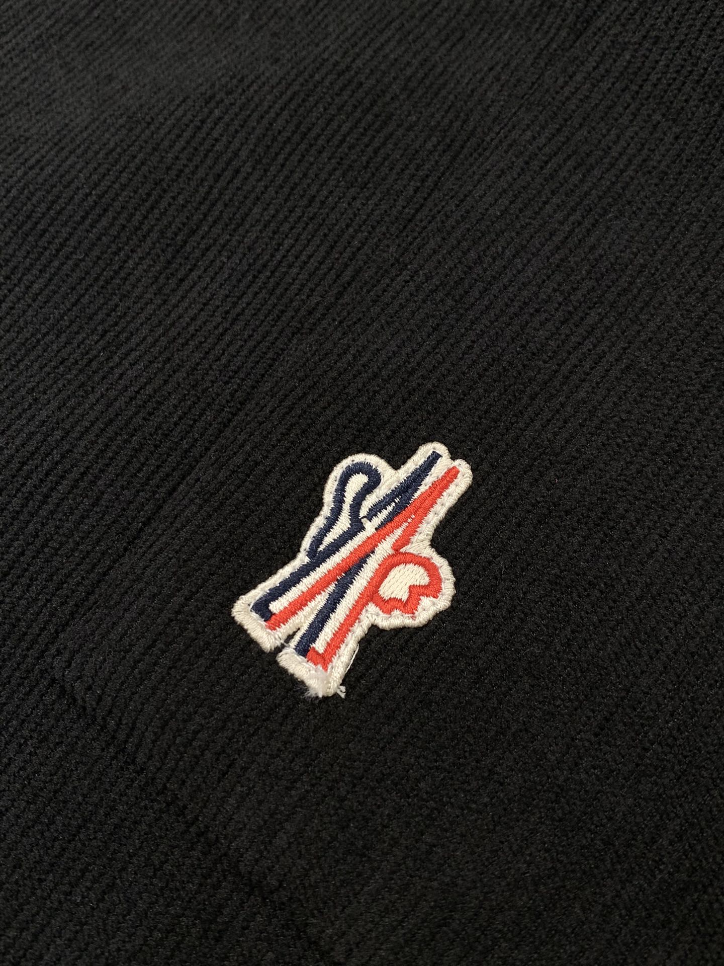 ，Moncler 蒙口，2025冬季最新品，专柜同步有售，原单狠货，时尚休闲➕绒长裤，采用进口原版面料，
