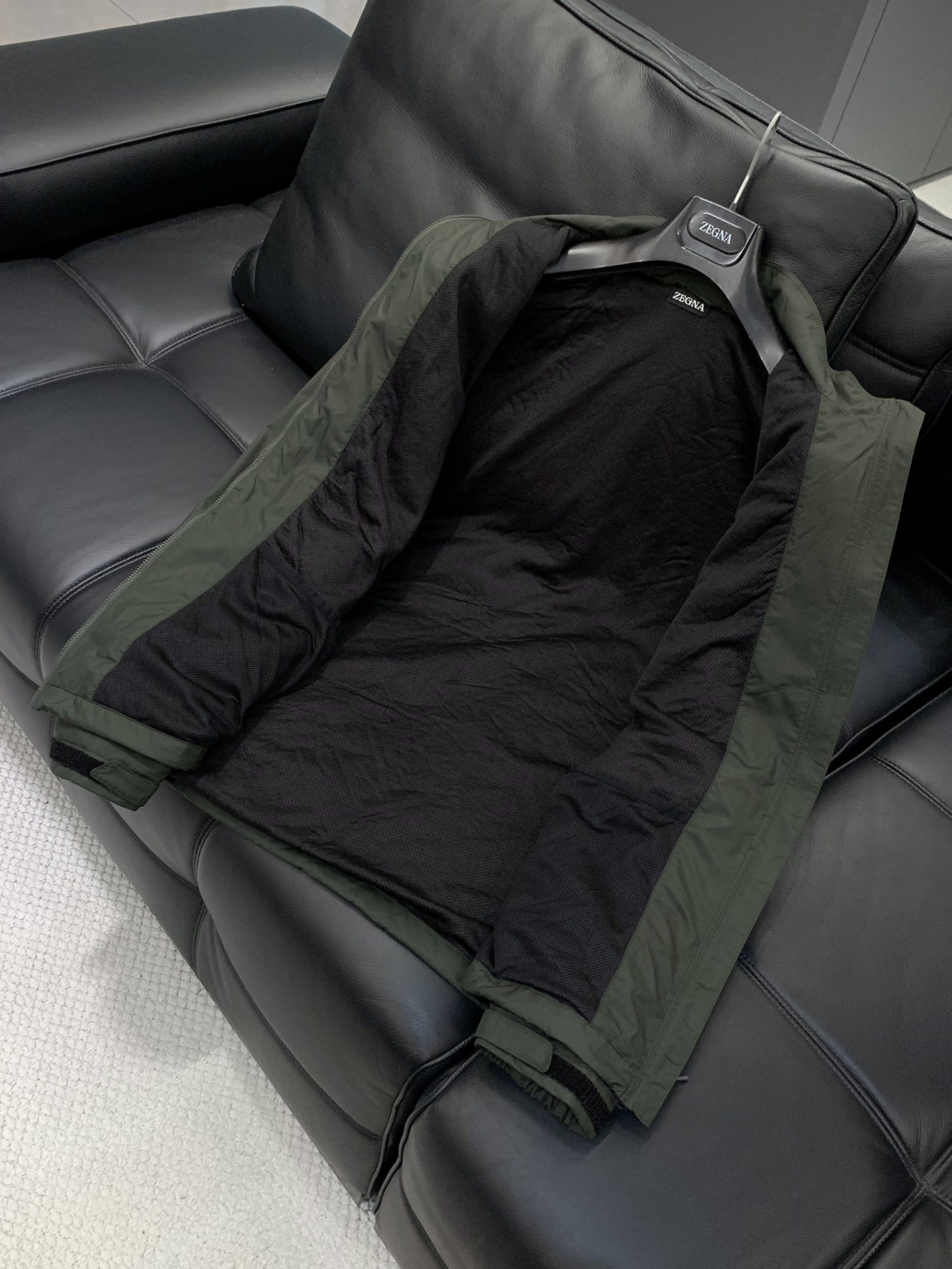 ，杰力亚 男款日本帝人Octa科技抓绒蓄热纤维超轻量高性能尼龙立领夹克外套关于卖点：体验感很神奇的一组夹