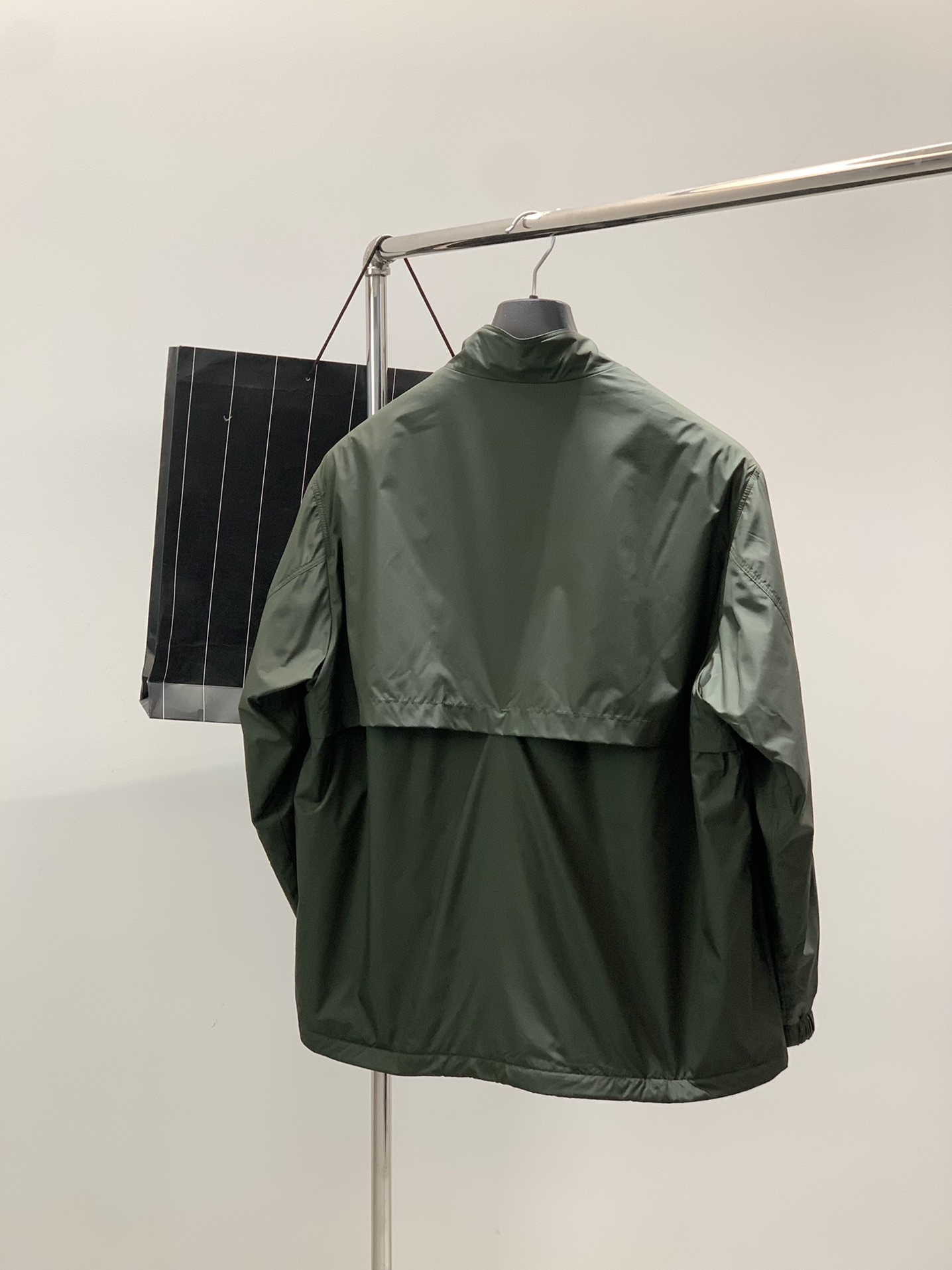 ，杰力亚 男款日本帝人Octa科技抓绒蓄热纤维超轻量高性能尼龙立领夹克外套关于卖点：体验感很神奇的一组夹