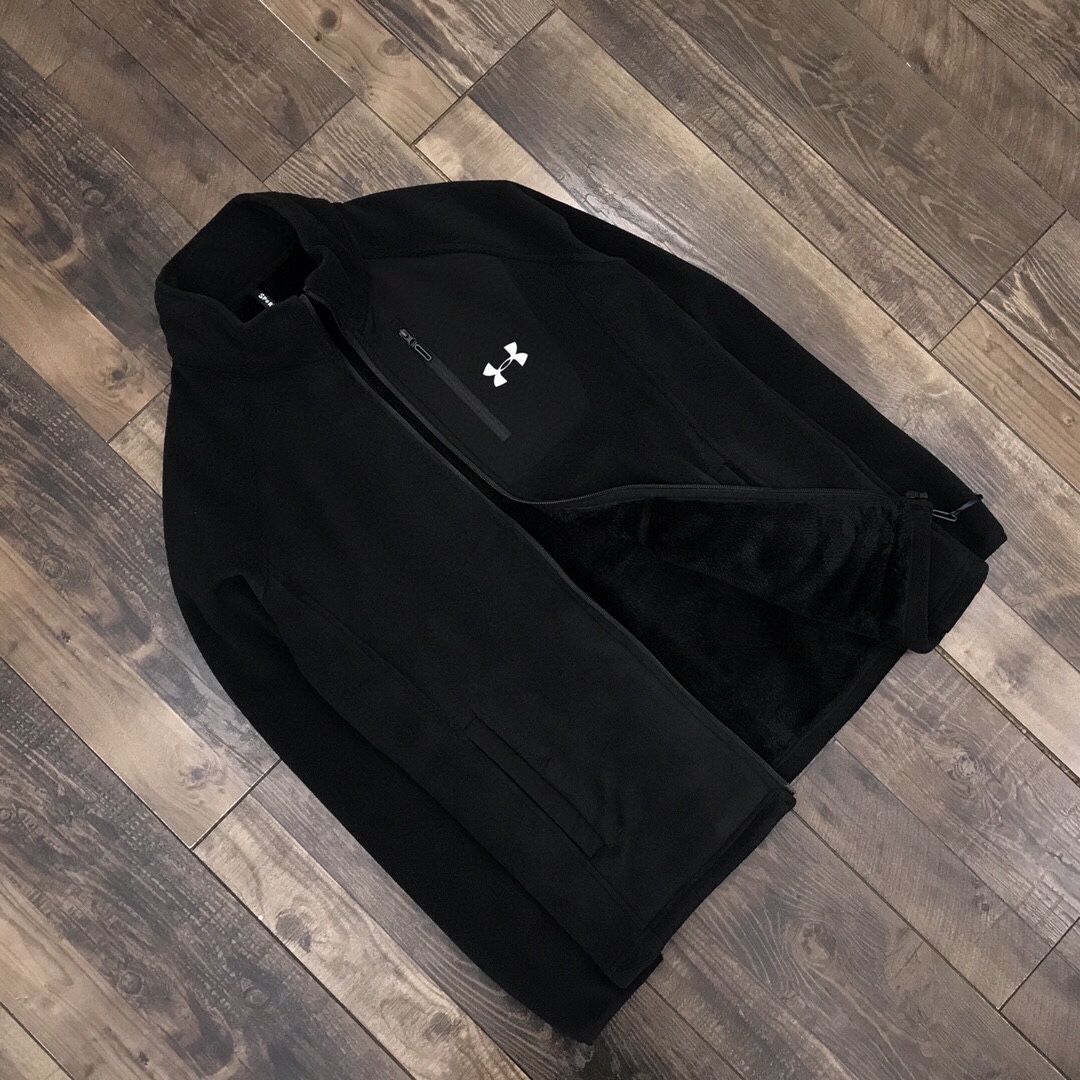 Under Armour Fleece Jacket - Long Sleeve, Pockets, Warm, Zip Up Front