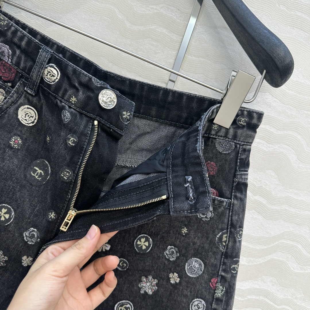 独家首发❤️原单品质🍒coco女孩彩绘印花牛仔短裤！代购爆款一件难求！开发定制酵素洗水牛仔面料！白富美必