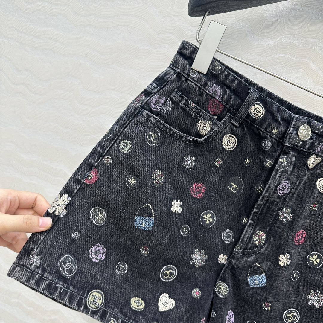 独家首发❤️原单品质🍒coco女孩彩绘印花牛仔短裤！代购爆款一件难求！开发定制酵素洗水牛仔面料！白富美必