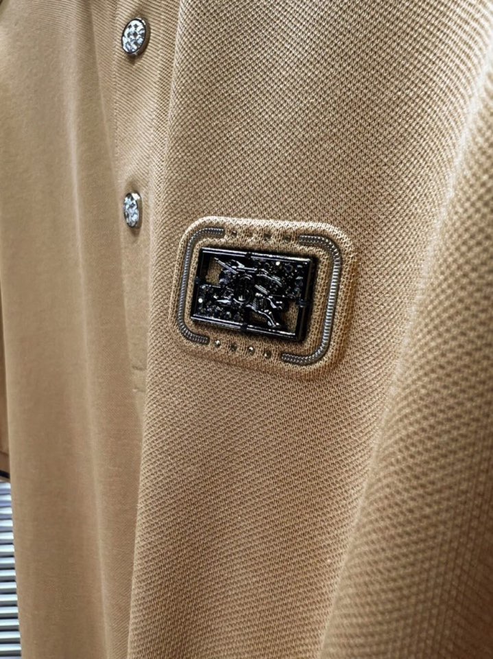 Burberry 巴宝莉25春夏新款男士撞色珠地网眼棉短袖翻领T恤Polo衫，原版珠地棉面料，可商务可休