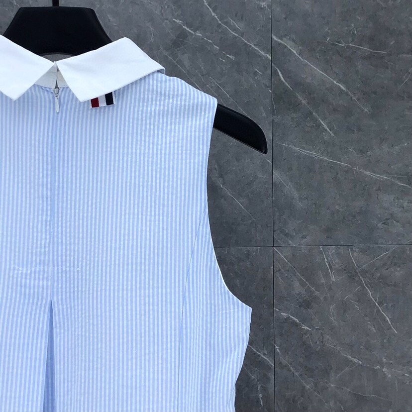 THOM BROWNE 汤姆布朗 TB女款🌺高版本纯棉泡泡条纹学院风连体娃娃裙  码数：0～2 （下单请