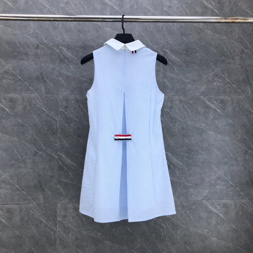 THOM BROWNE 汤姆布朗 TB女款🌺高版本纯棉泡泡条纹学院风连体娃娃裙  码数：0～2 （下单请