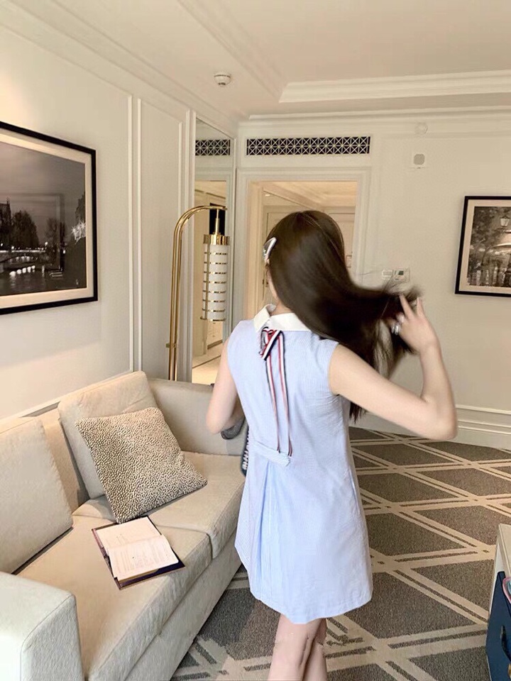 THOM BROWNE 汤姆布朗 TB女款🌺高版本纯棉泡泡条纹学院风连体娃娃裙  码数：0～2 （下单请