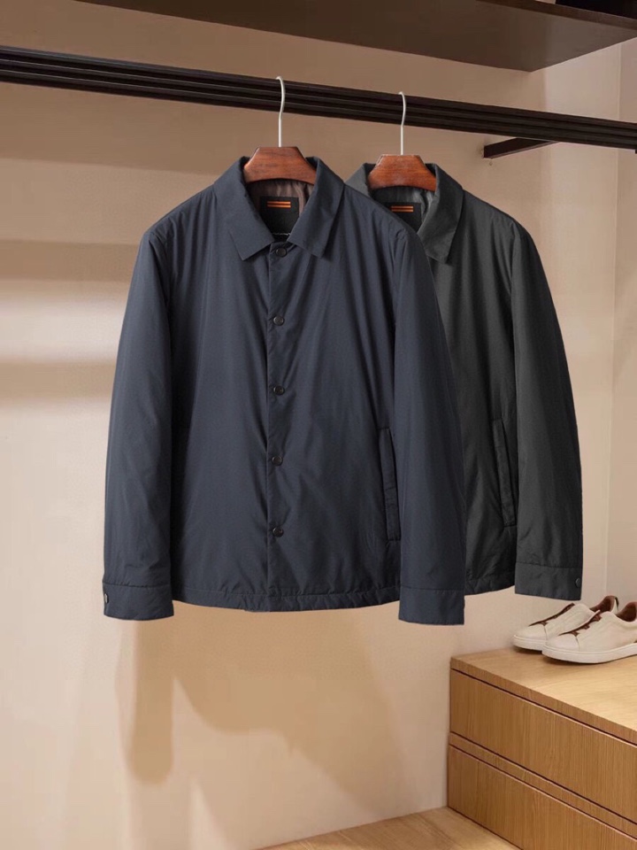 Ermenegildo Zegna 杰尼亚薄棉翻领夹克外套\n颜色：黑色 藏青 \n码数：M-3 xl(