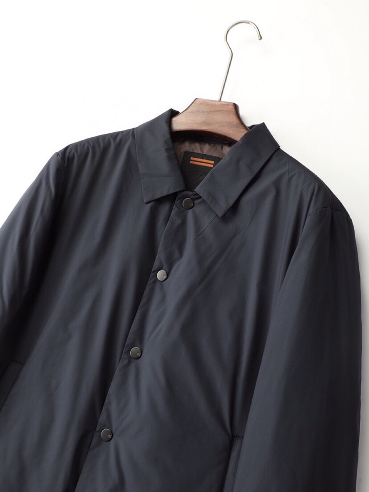 Ermenegildo Zegna 杰尼亚薄棉翻领夹克外套\n颜色：黑色 藏青 \n码数：M-3 xl(