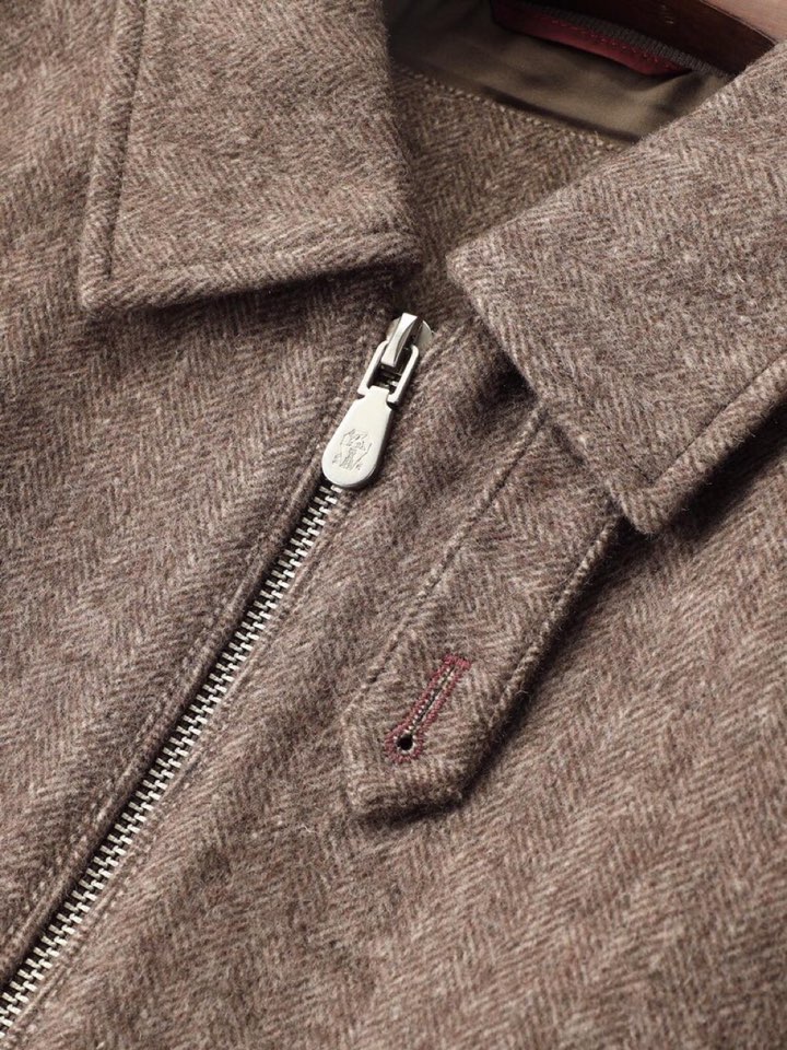 Brunello Cucinelli BC羊绒翻领夹克经典夹克外套，这个品牌低调奢华的风格，顶级的面料和