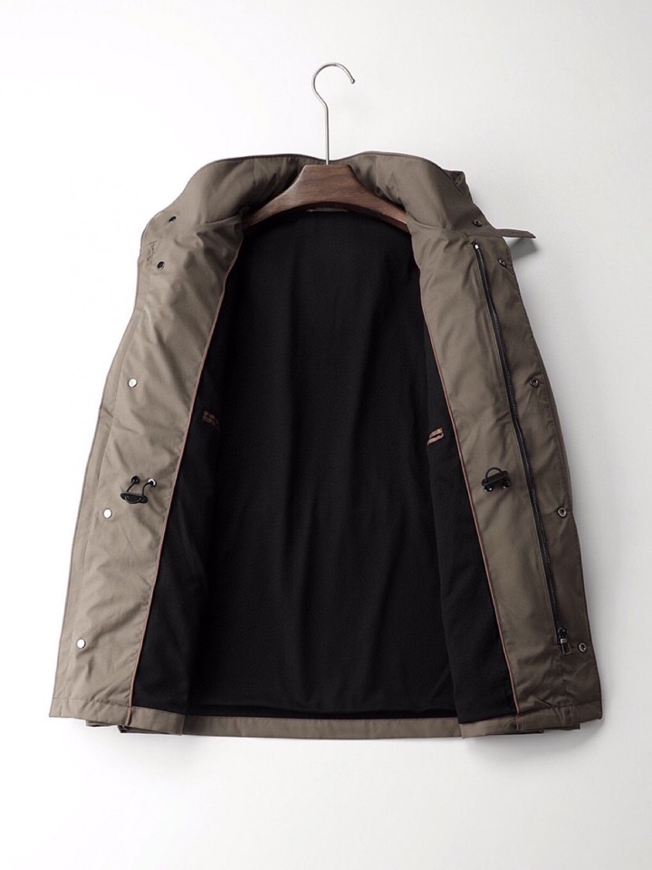 Loro Piana 诺悠翩雅lP🆕 官网秋冬火爆经典款连帽夹克外套，帽子可脱卸\n颜色：黑色，咖色\n
