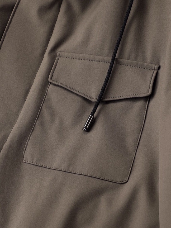 Loro Piana 诺悠翩雅lP🆕 官网秋冬火爆经典款连帽夹克外套，帽子可脱卸\n颜色：黑色，咖色\n