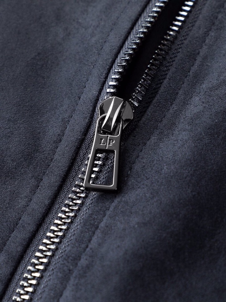 Loro Piana 诺悠翩雅lP🆕 秋冬火爆经典麂皮绒翻领款夹克外套\n颜色：红咖，卡其，藏青\n码数