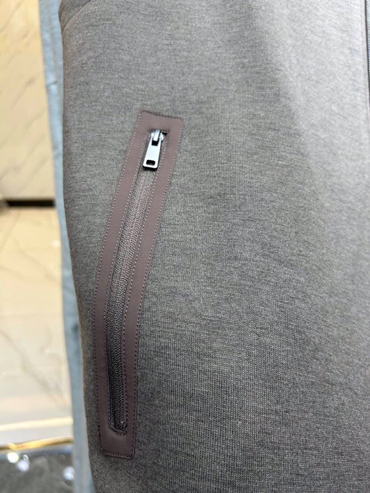 Ermenegildo Zegna 杰尼亚新款绵羊毛夹克马甲 秀场新品‼品相非常完美，非常出彩的设计，轻