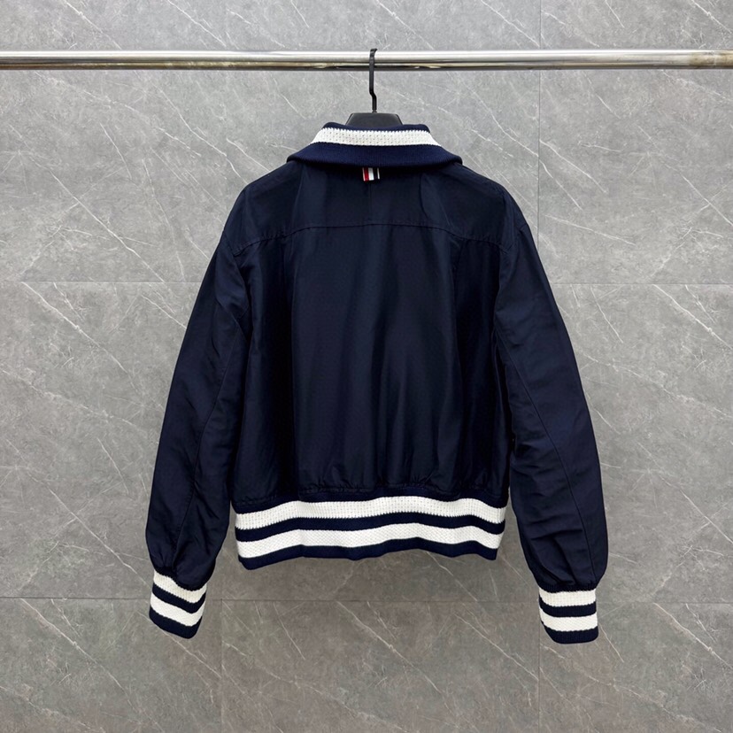 THOM BROWNE 汤姆布朗 TB明星成毅同款休闲夹克  码数：1-4  颜色：灰、蓝（下单请报身高