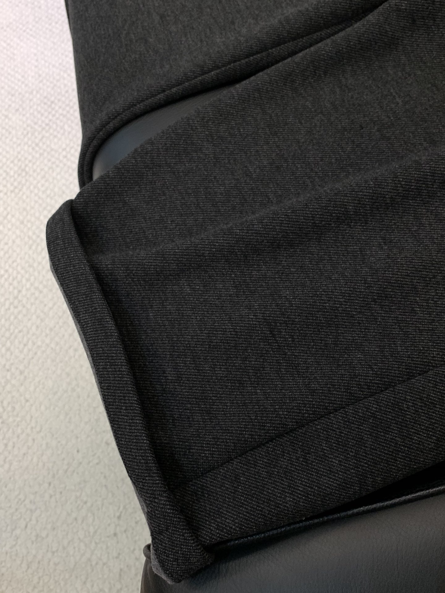 ，Loewe 罗意威，2025秋冬最新款，时尚休闲裤，原单狠货，简约舒适，版型不挑人，采用进口原版面料，