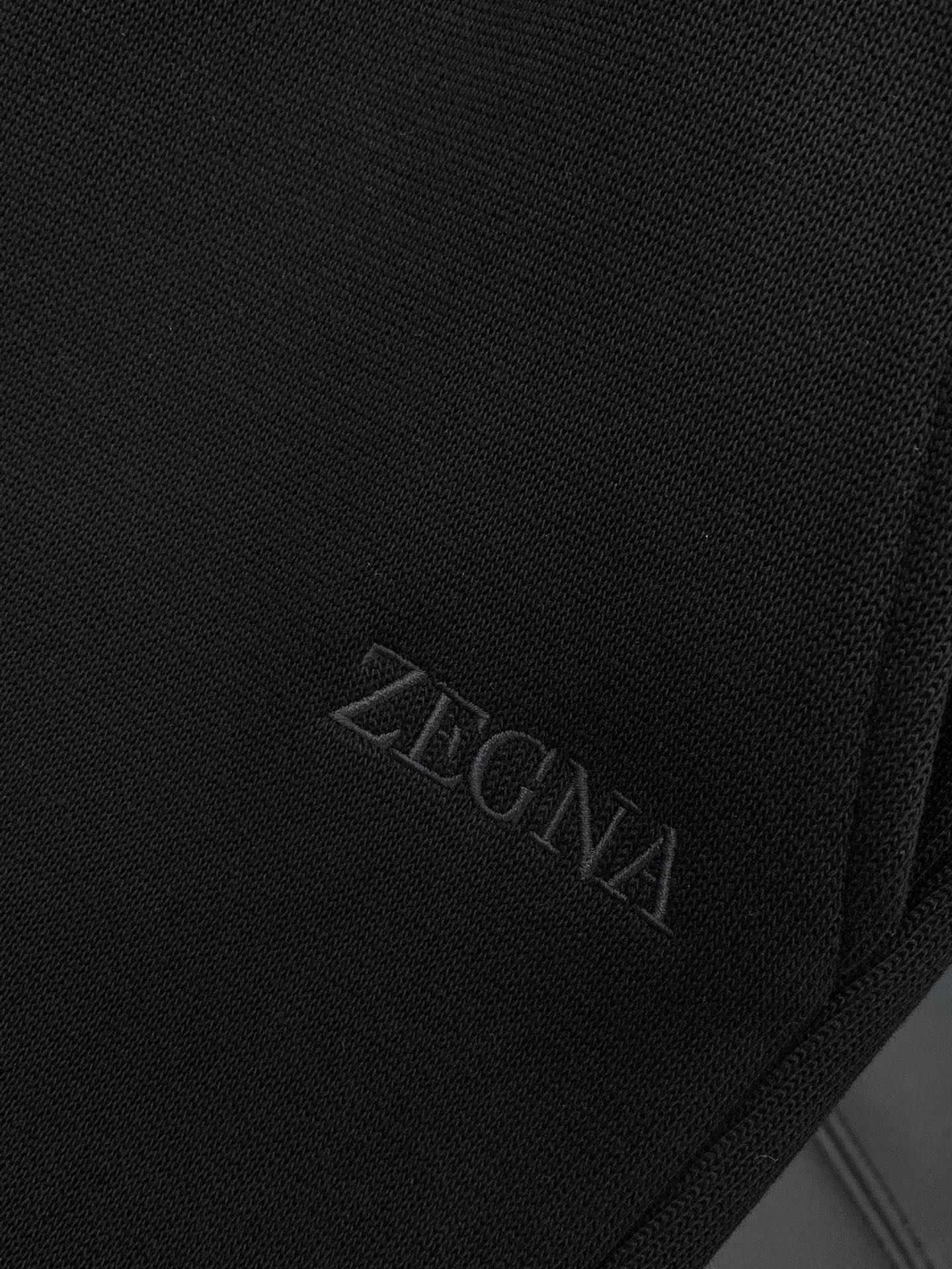 ，Zegna 杰尼亚，2025冬季最新品，专柜同步有售，原单狠货，时尚休闲➕绒长裤，进口原版面料，上身舒