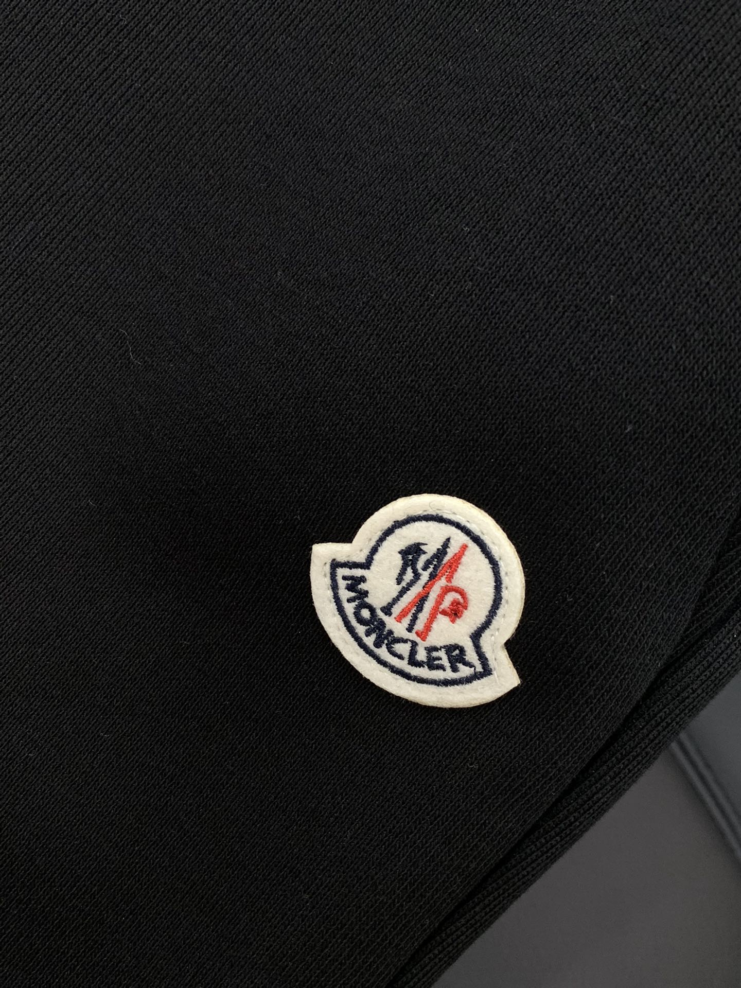 ，Moncler 蒙口，2025冬季最新品，专柜同步有售，原单狠货，时尚休闲➕绒长裤，采用进口原版面料，