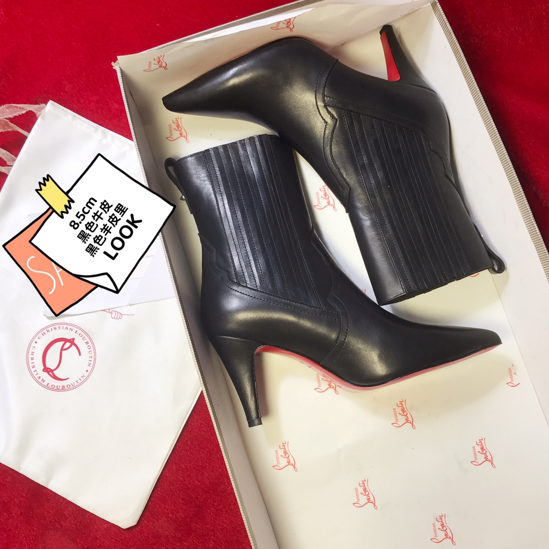 NO:541495,High-end customized autumn and winter boot series!  H8.5Cm, size 34-43. Private mold trademark zipper. X893-003 black cowhide, sheepskin, leather large tiles, official website picture. 10-inch boots Standard European code Reference: X893-003 Color: black Material:veau velours Lining:goat leather Heel height:8.5Cm Sole:leather sole Size:EUR 34-43 (US 4-11):,,christian louboutin,boots,cowhide,sheepskin19860909高端订制 秋冬靴系列！ H8.5Cm,尺码34-43码.私模商标拉链 .X893-003黑牛皮,羊皮里,真皮大厎,官网图.10寸靴 标准欧码 Reference:X893-003 Color:black Material:veau velours Lining:goat leather Heel heigh:8.5Cm Sole:leather sole Size:EUR 34－43（US 4一11) :,,christian louboutin,boots,cowhide,sheepskin,Women's Shoes
