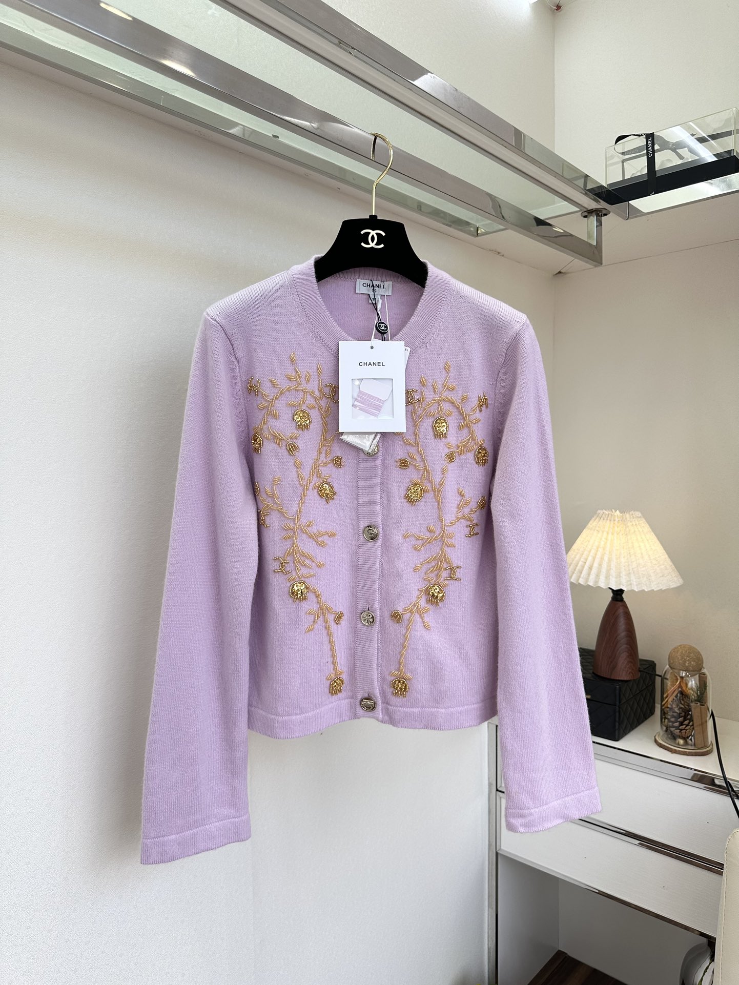 25 F 小香秋冬新品 重工艺手工订珠羊绒开衫²。●SIZE s m l ●