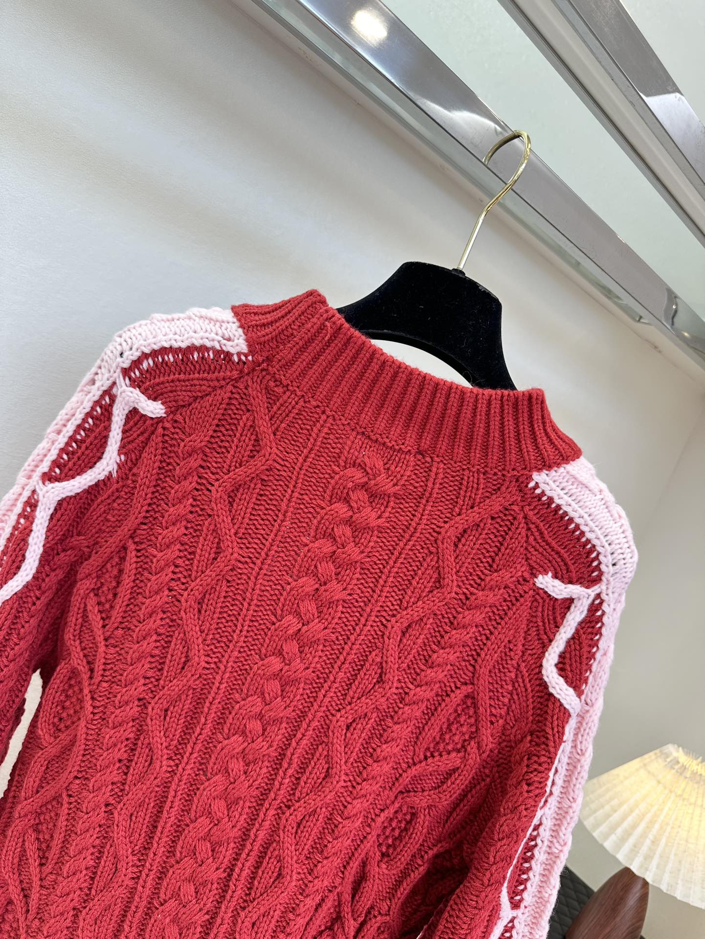 25 F 一比一高定 秀款针织撞色针织裙² 。●SIZE s m l ●