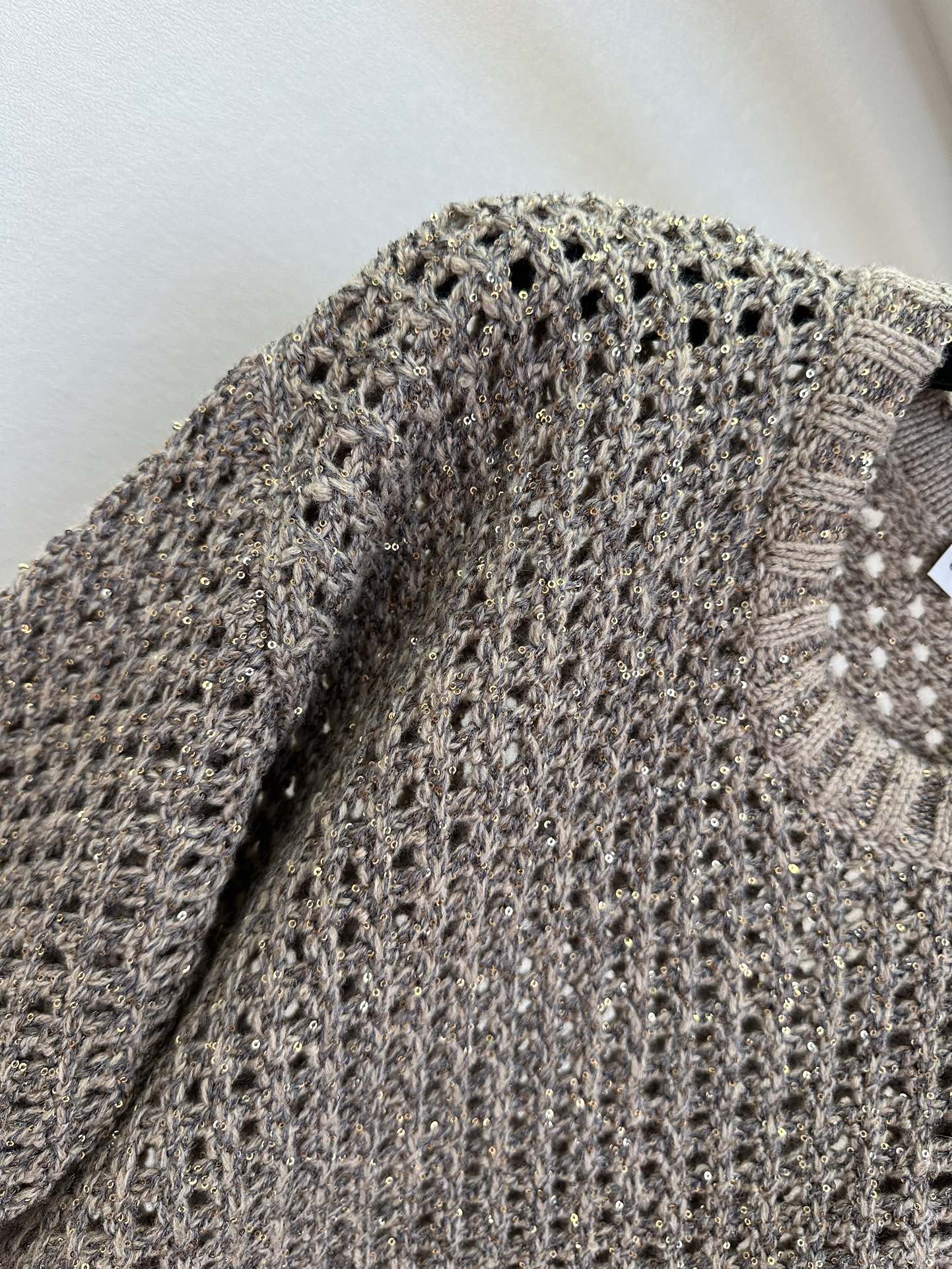 25 F 还原zp 进口定制特殊纱线 镂空圆领针织套头衫² 。●SIZE s m l ●