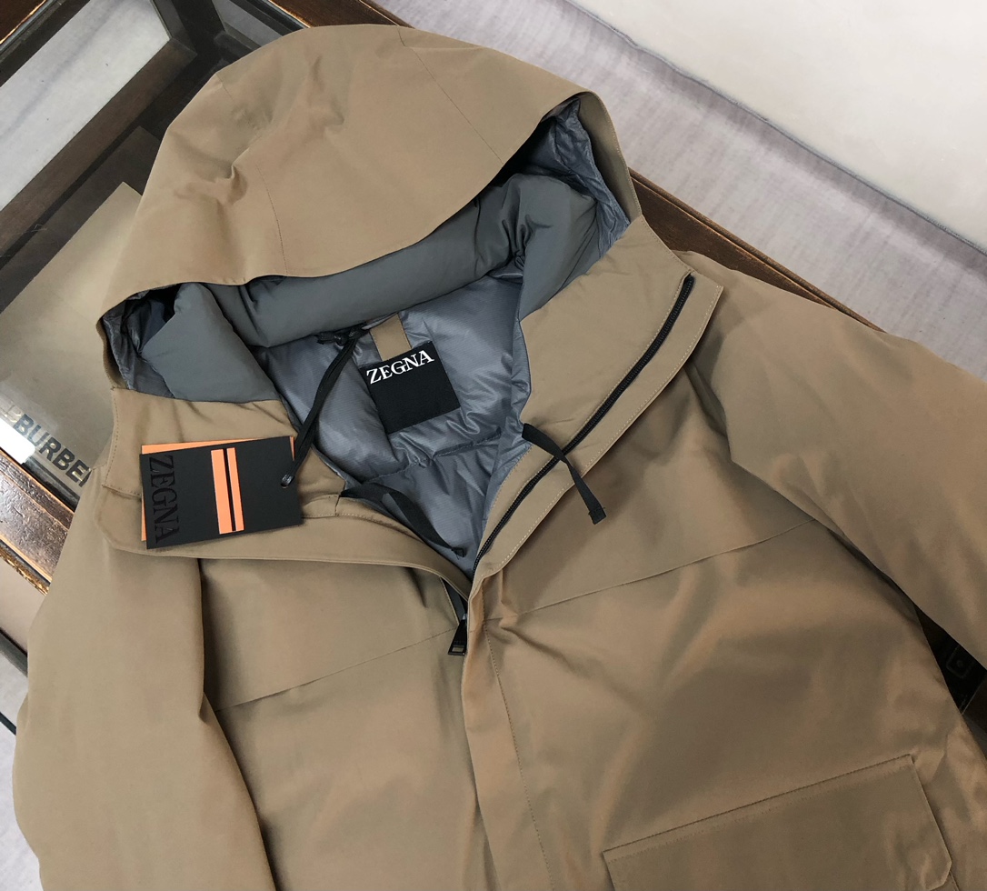 🆕ZEGNA 杰尼亚 25秋冬最新款连帽工装款大口袋羽绒服外套 版型剪裁完美穿着舒适有型，整体视觉感超强