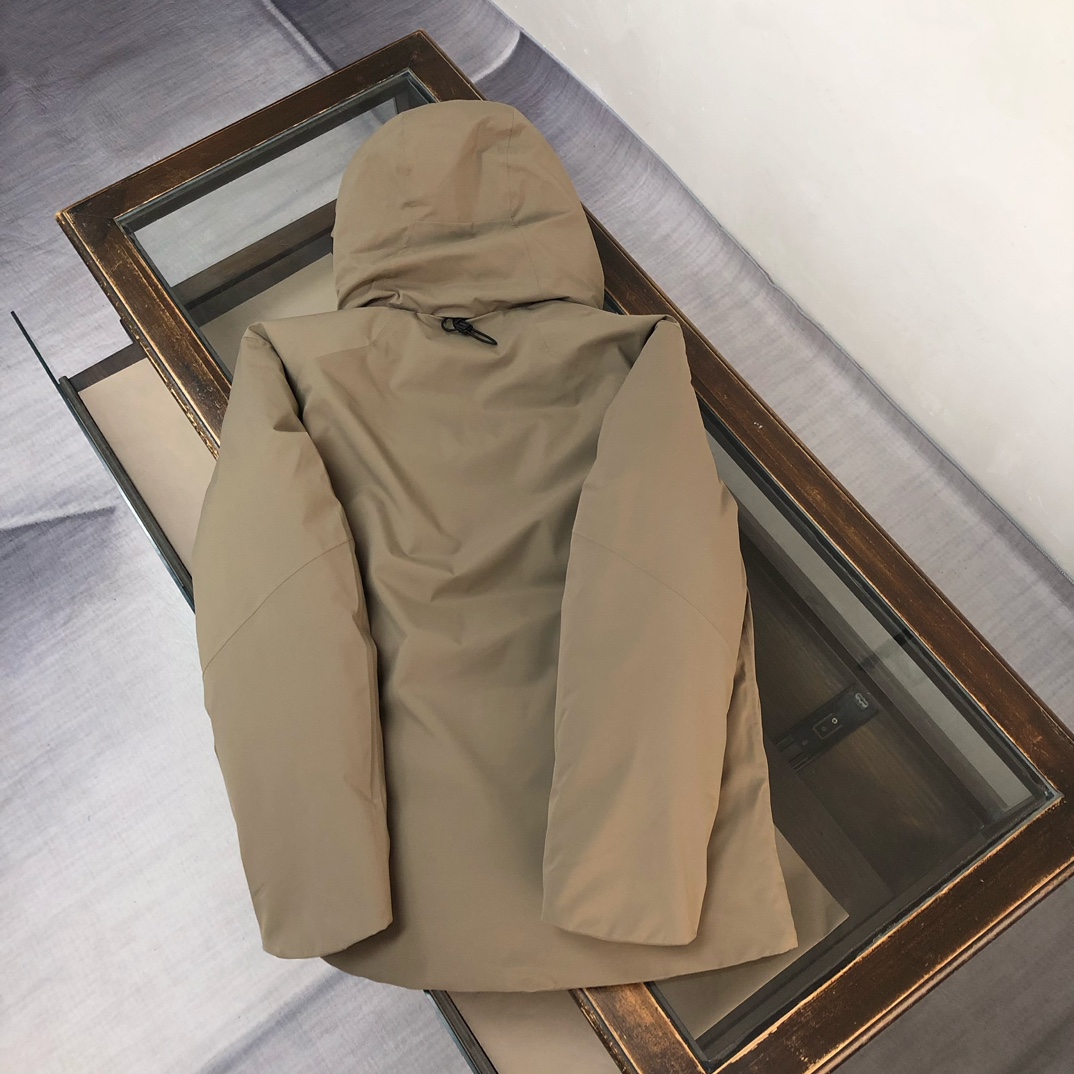 🆕ZEGNA 杰尼亚 25秋冬最新款连帽工装款大口袋羽绒服外套 版型剪裁完美穿着舒适有型，整体视觉感超强