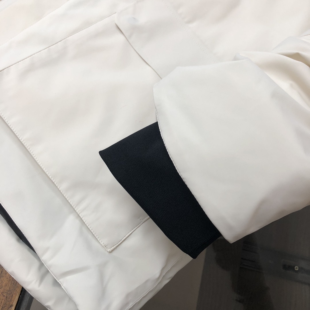 🆕ZEGNA 杰尼亚 25秋冬最新款连帽工装款大口袋羽绒服外套 版型剪裁完美穿着舒适有型，整体视觉感超强