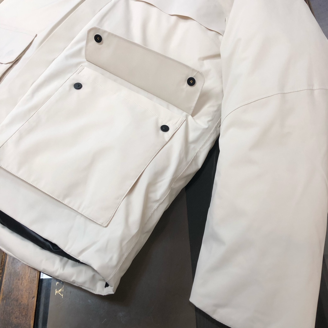 🆕ZEGNA 杰尼亚 25秋冬最新款连帽工装款大口袋羽绒服外套 版型剪裁完美穿着舒适有型，整体视觉感超强