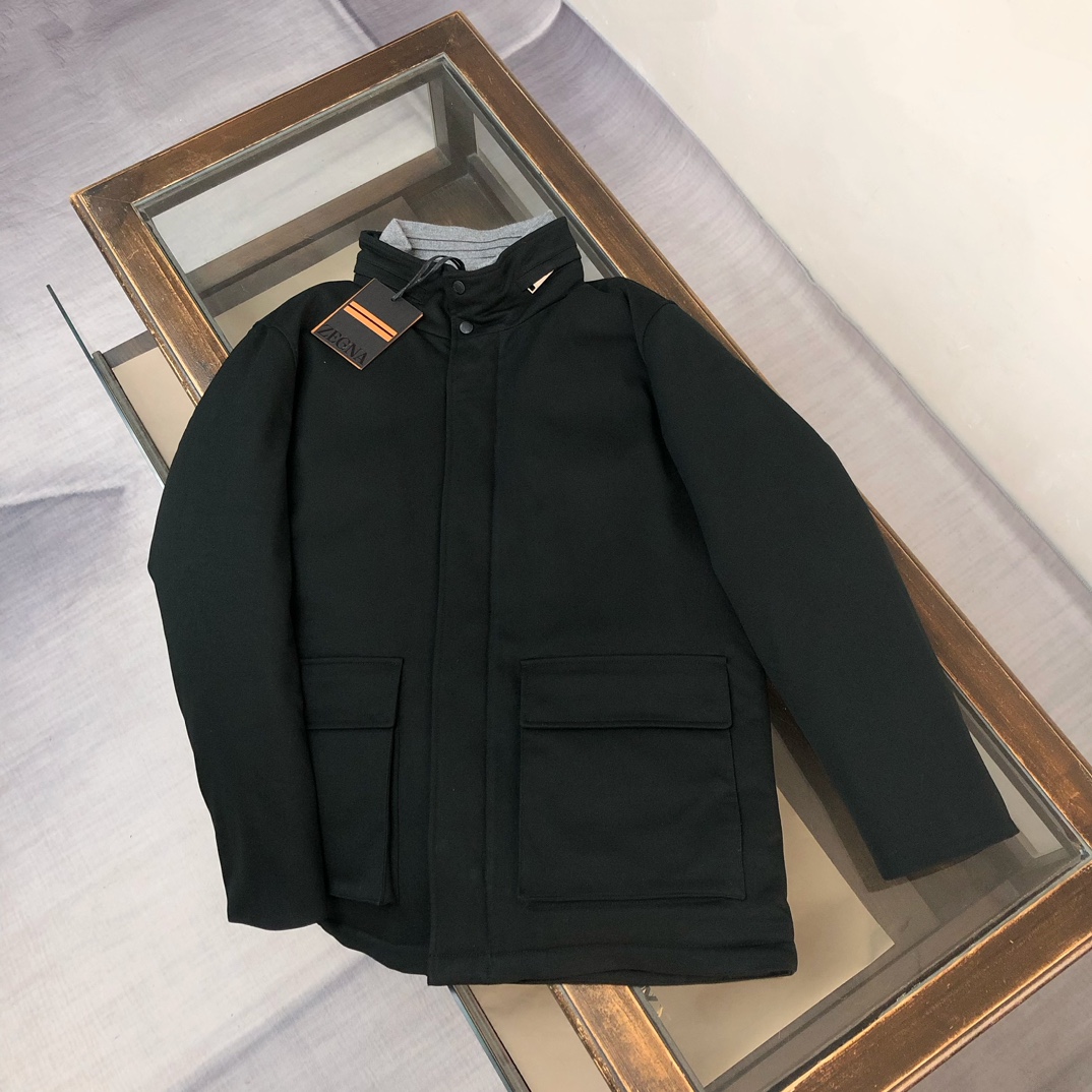 ！ 🆕ZEGNA 杰尼亚 25秋冬最新款立领毛呢中长款羽绒服外套 版型剪裁完美穿着舒适有型，整体视觉感超