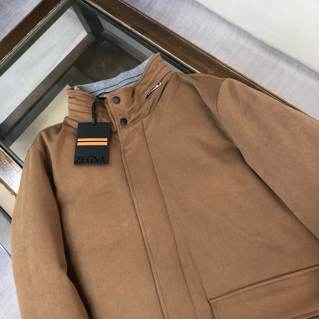 ！ 🆕ZEGNA 杰尼亚 25秋冬最新款立领毛呢中长款羽绒服外套 版型剪裁完美穿着舒适有型，整体视觉感超