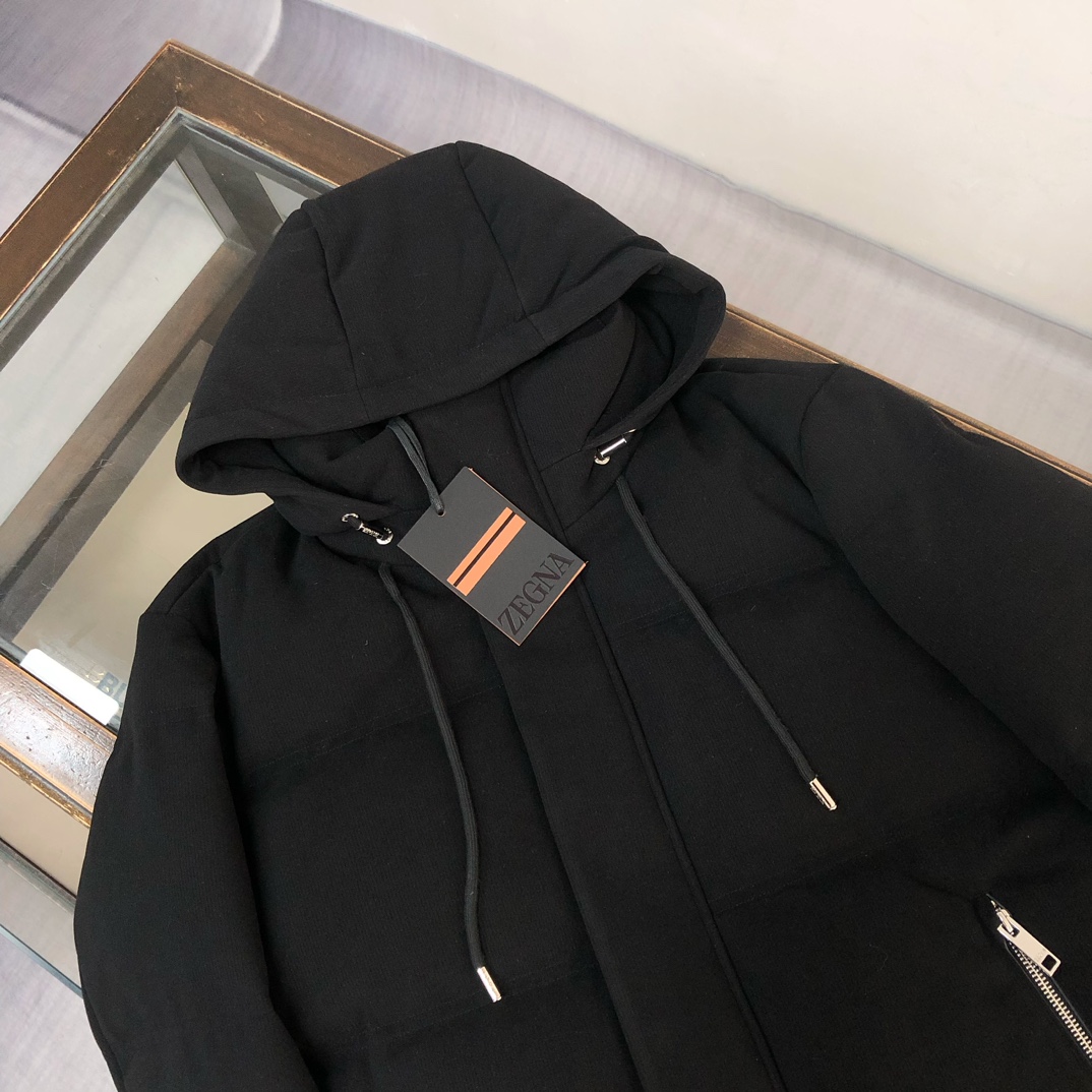 🆕ZEGNA 杰尼亚 25秋冬最新款连帽毛呢羽绒服外套 版型剪裁完美穿着舒适有型，整体视觉感超强，上身效