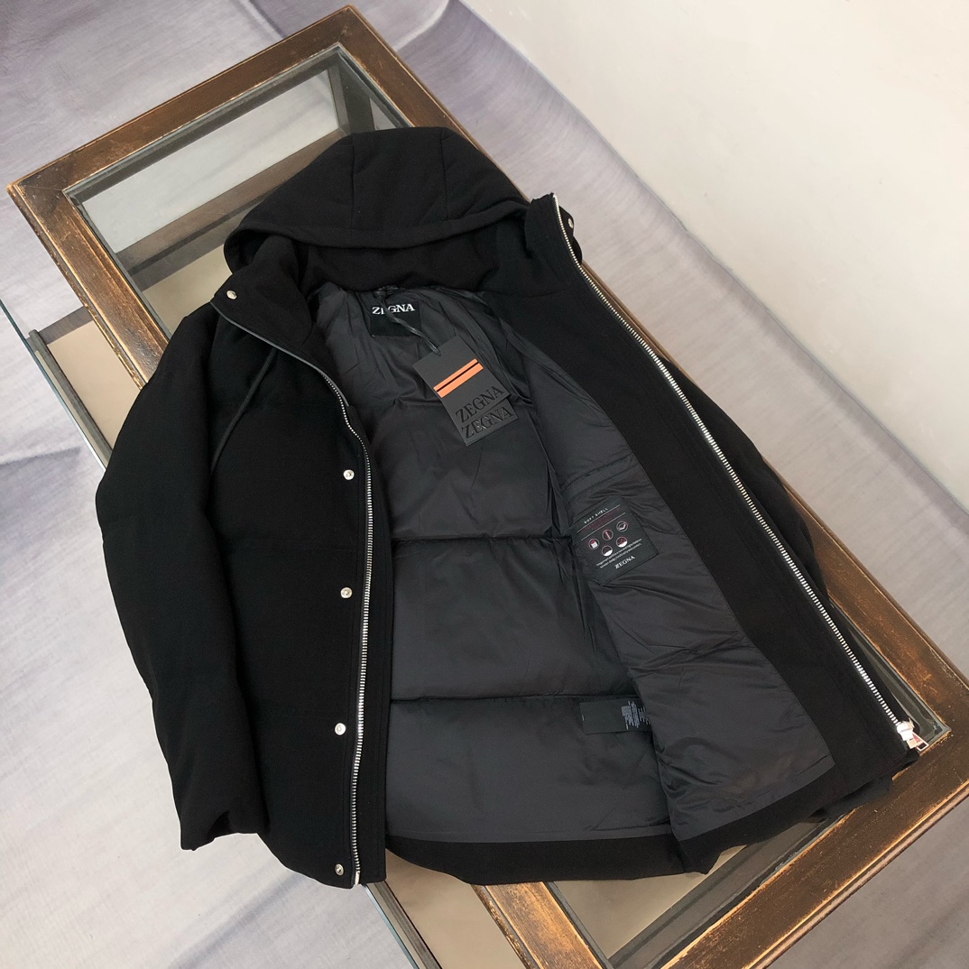 🆕ZEGNA 杰尼亚 25秋冬最新款连帽毛呢羽绒服外套 版型剪裁完美穿着舒适有型，整体视觉感超强，上身效