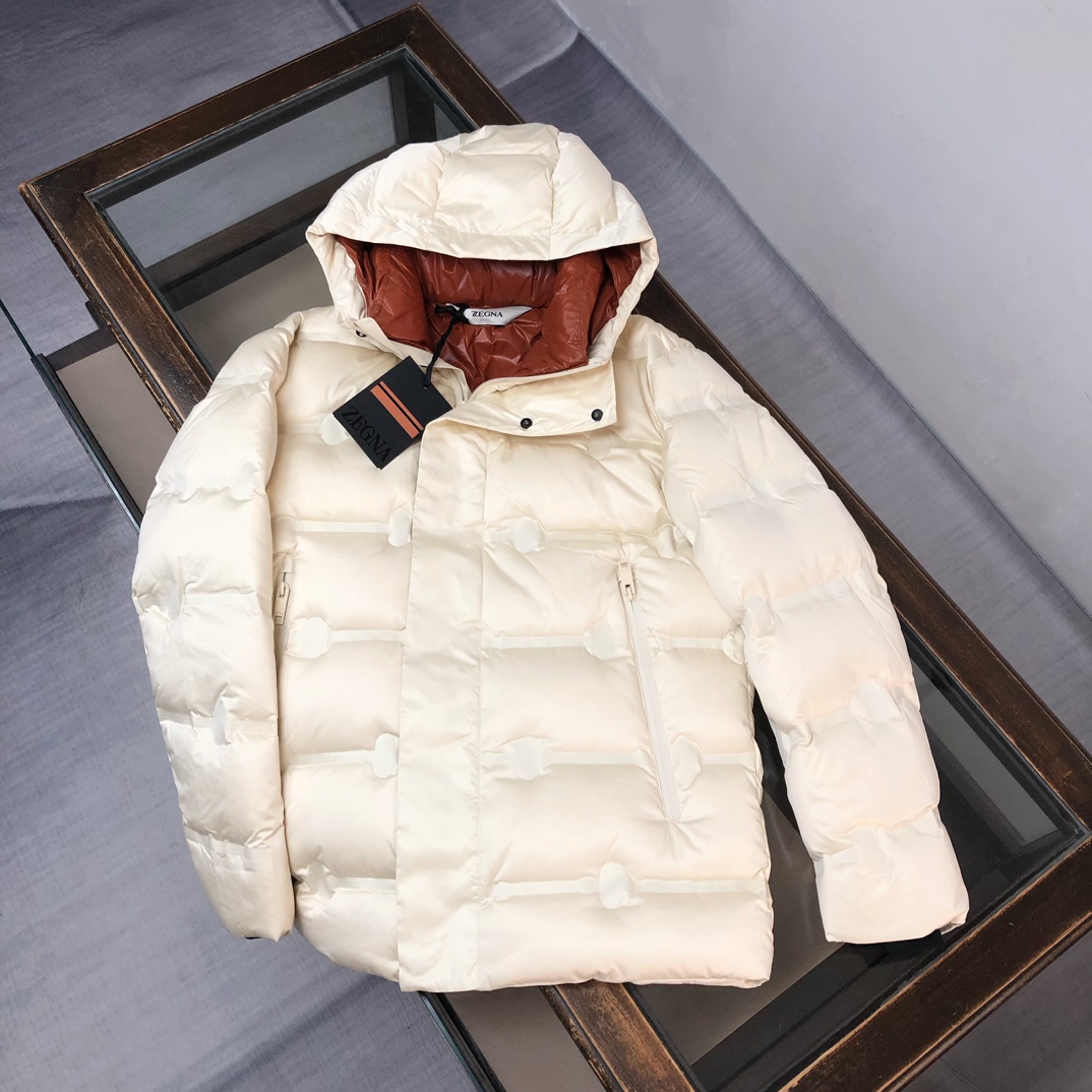 🆕ZEGNA 杰尼亚 25秋冬最新款连帽羽绒服外套（帽子不🉑拆卸） 版型剪裁完美穿着舒适有型，整体视觉感