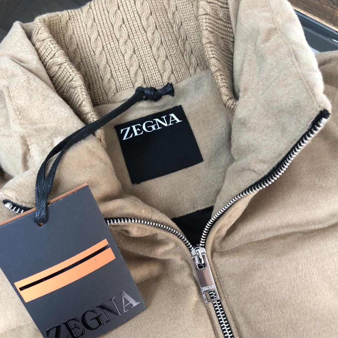 🆕ZEGNA 杰尼亚 25秋冬最新款立领毛呢羽绒服外套 版型剪裁完美穿着舒适有型，整体视觉感超强，上身效