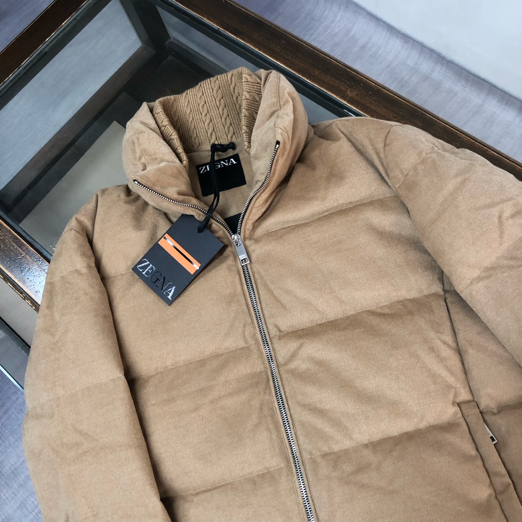 🆕ZEGNA 杰尼亚 25秋冬最新款立领毛呢羽绒服外套 版型剪裁完美穿着舒适有型，整体视觉感超强，上身效