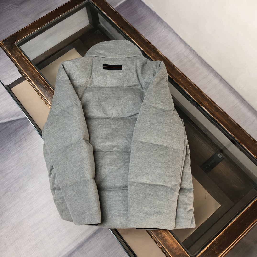 🆕ZEGNA 杰尼亚 25秋冬最新款立领毛呢羽绒服外套 版型剪裁完美穿着舒适有型，整体视觉感超强，上身效