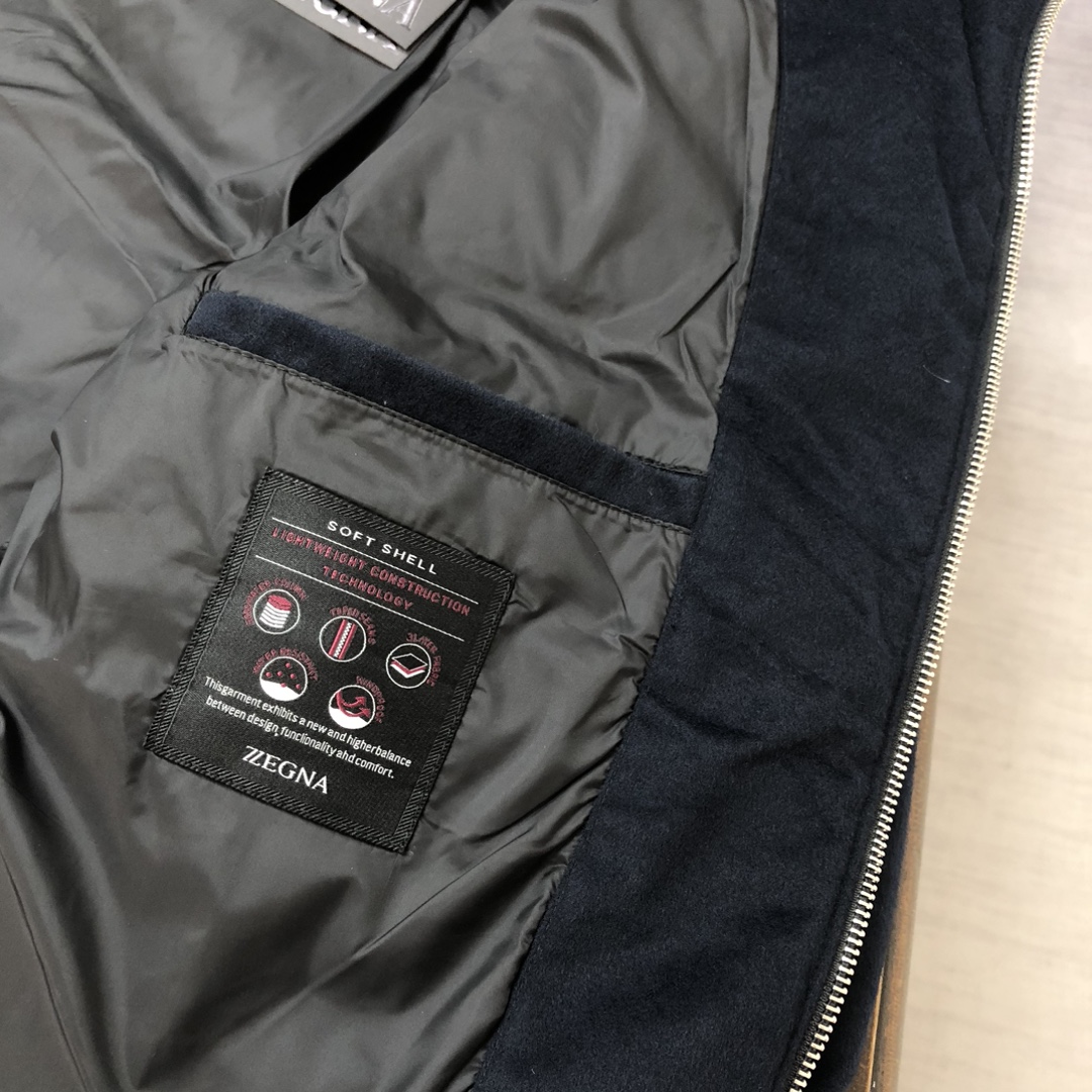 🆕ZEGNA 杰尼亚 25秋冬最新款立领毛呢羽绒服外套 版型剪裁完美穿着舒适有型，整体视觉感超强，上身效