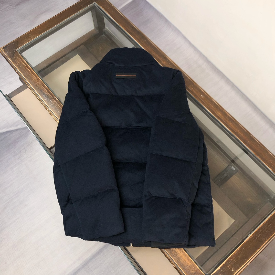 🆕ZEGNA 杰尼亚 25秋冬最新款立领毛呢羽绒服外套 版型剪裁完美穿着舒适有型，整体视觉感超强，上身效